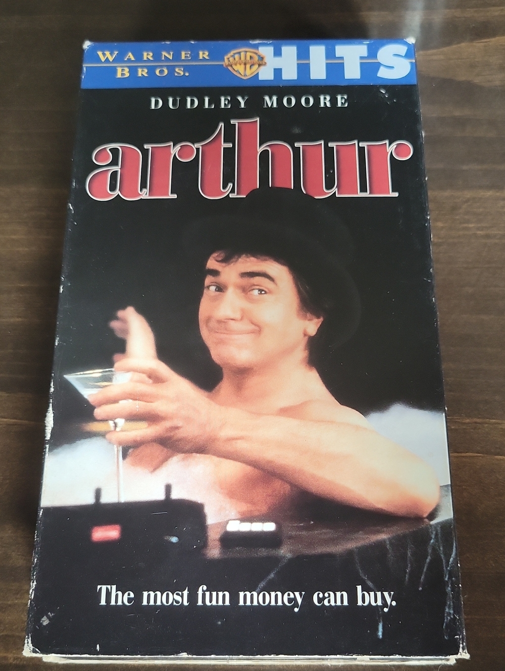 Warner Bros. Arthur VHS Movie - Black, Red, Blue